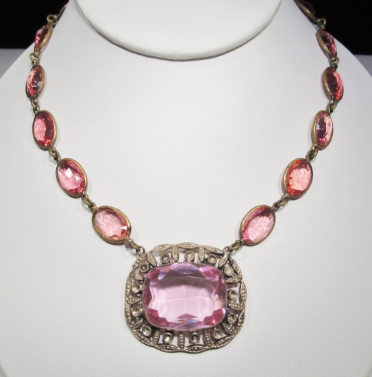 Art Nouveau Signed Czechoslovakia Pink Glass Necklace WC-474 - Click Image to Close