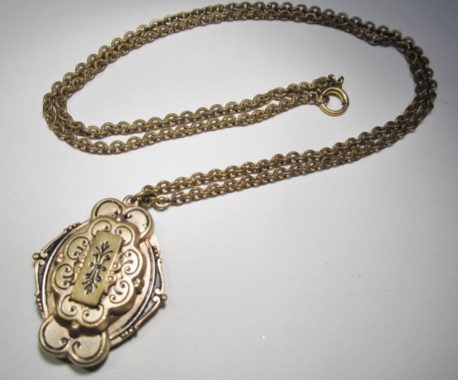 Antique Victorian Gold Filled Locket Necklace WC-361 - Click Image to Close