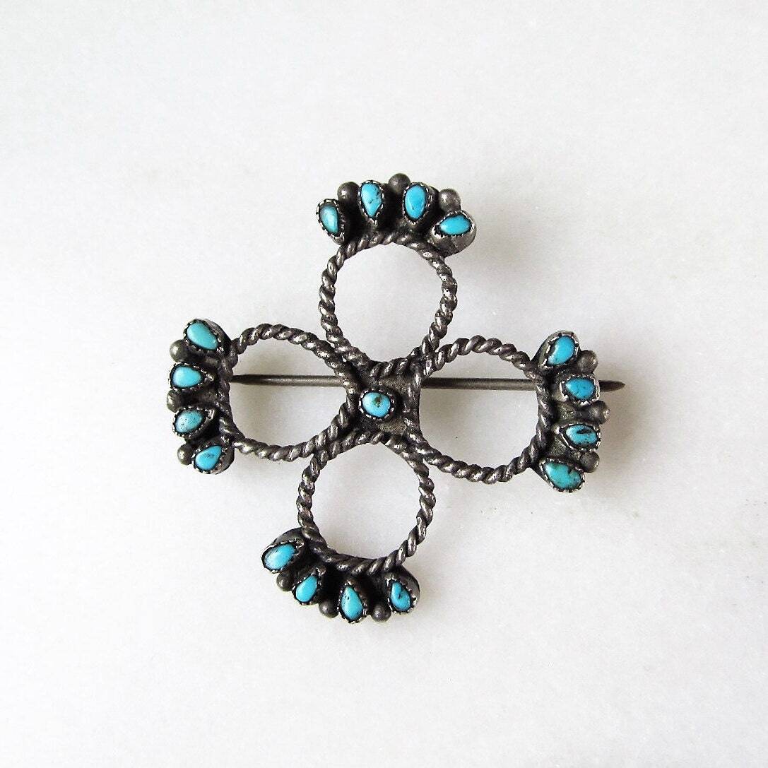 Zuni Petit Point Turquoise Vintage Sterling Silver Handmade Brooch ETC2915