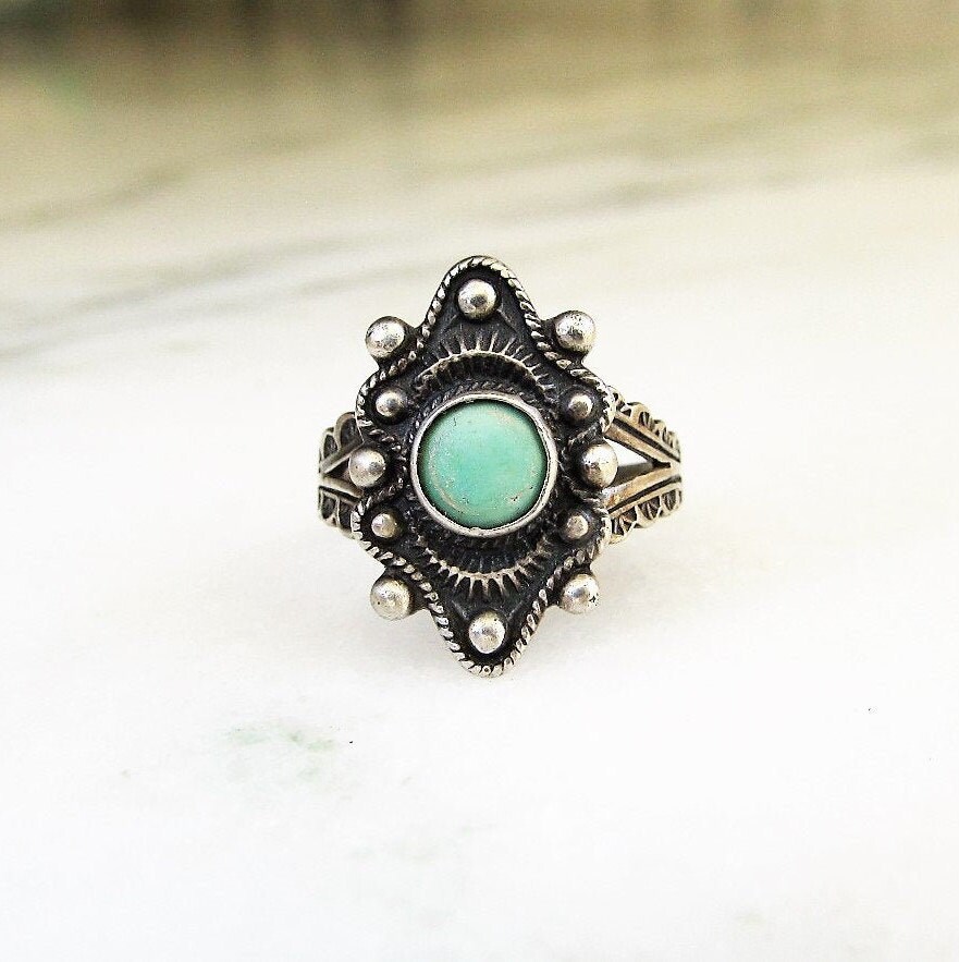 Vintage Navajo Green Turquoise Sterling Silver Fred Harvey Era Ring Split Shank ETC5063 - Image 2