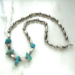 Vintage Navajo Sterling Silver & Turquoise Nugget Beaded Necklace ETC9541