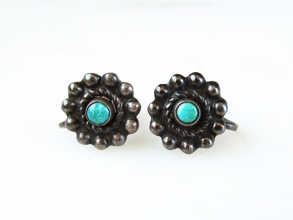 Estate Navajo Green Turquoise Sterling Silver Screw Back Earrings ETC1864