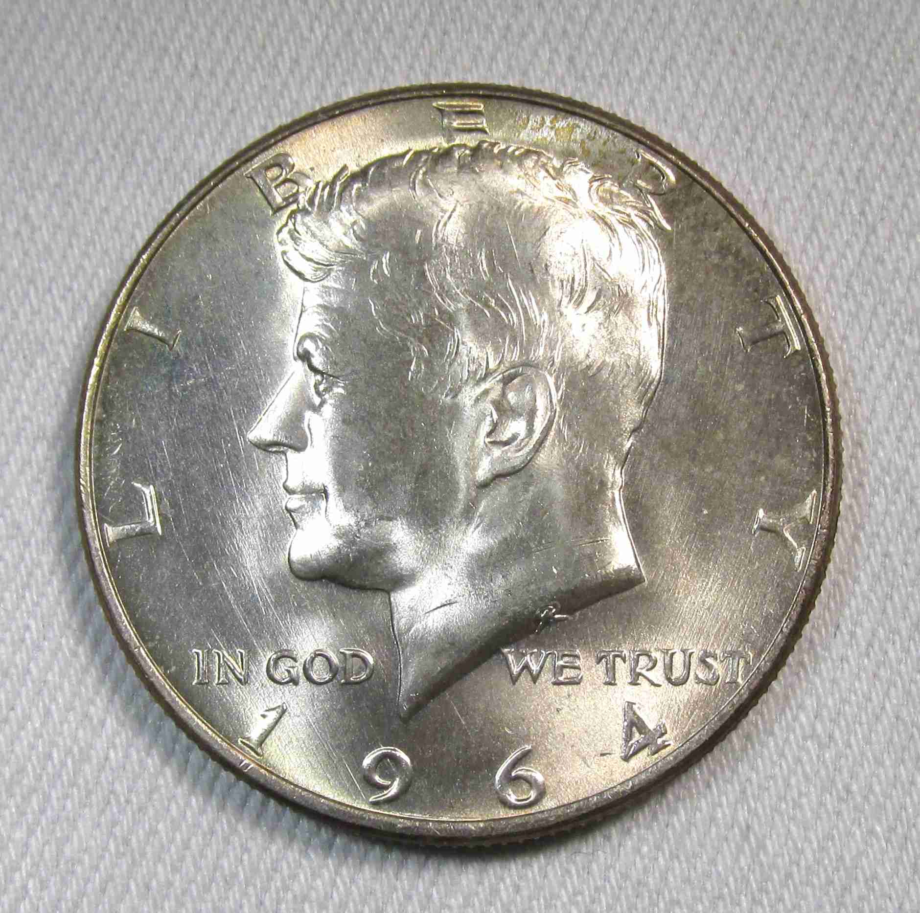 1964-D Silver Kennedy Half Dollar GEM UNC Coin AT589