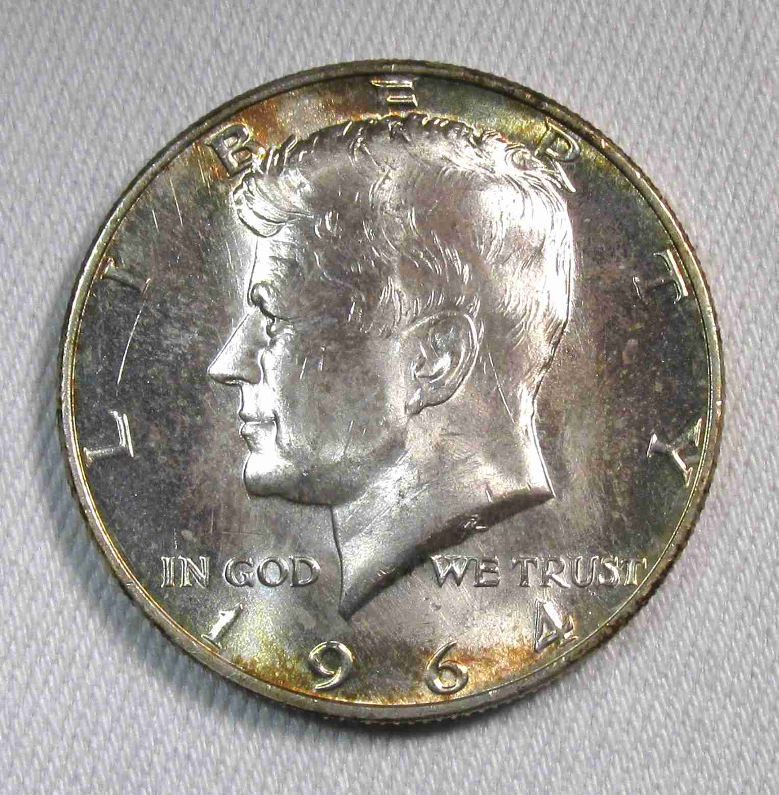 1964-D Silver Kennedy Half Dollar VCH UNC Coin AT602