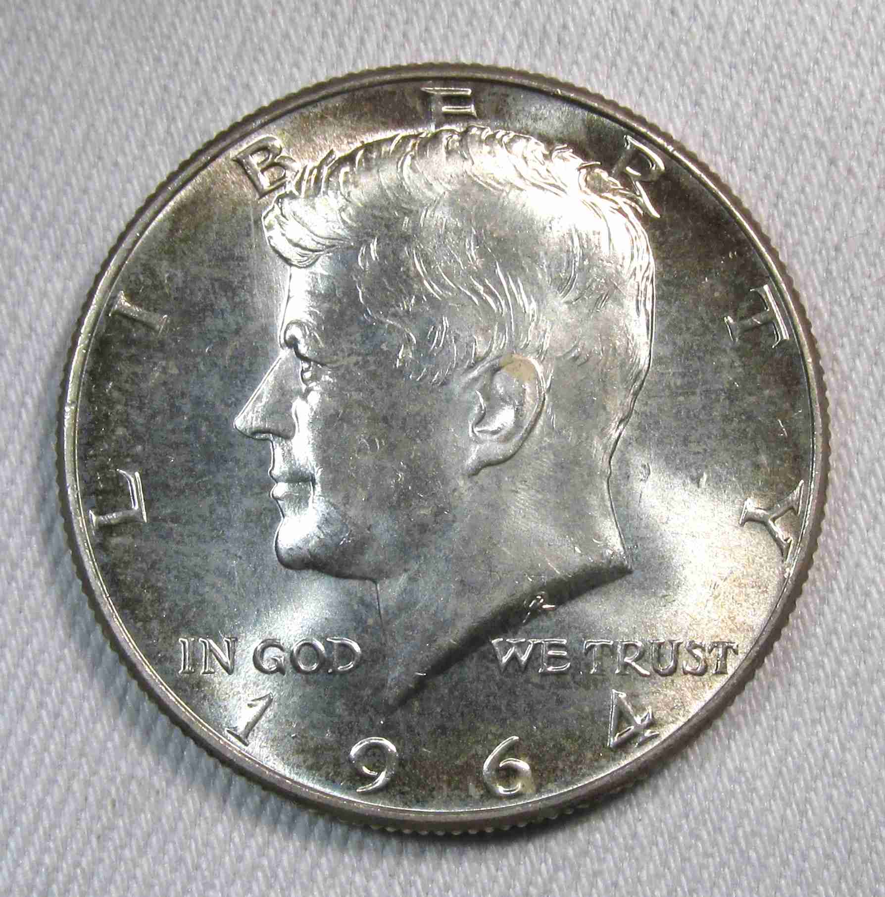 1964 Silver Kennedy Half Dollar GEM UNC Coin AT628