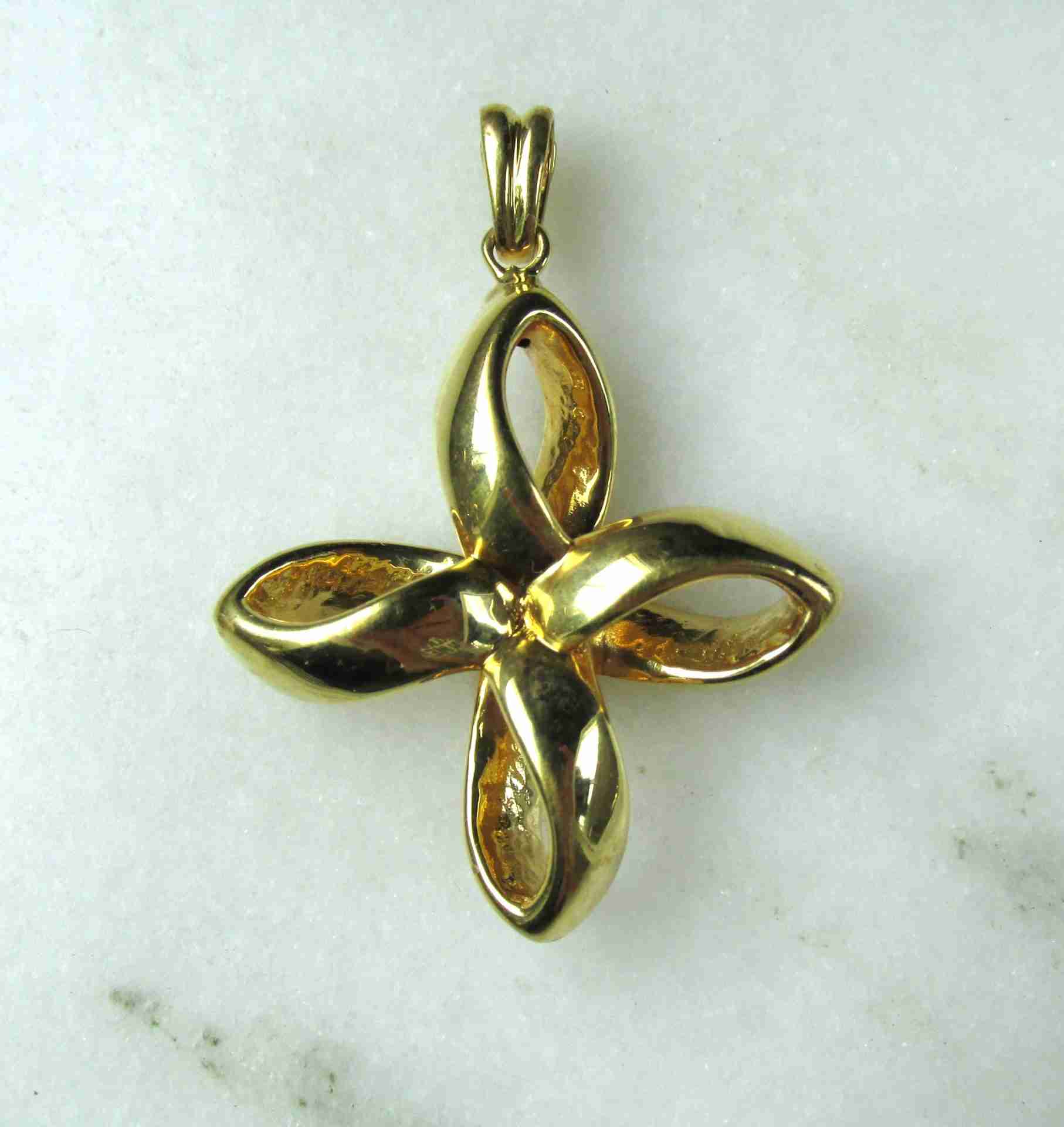 14K Yellow Gold Italy Puffy Hollow Cross Necklace Pendant ETC11174