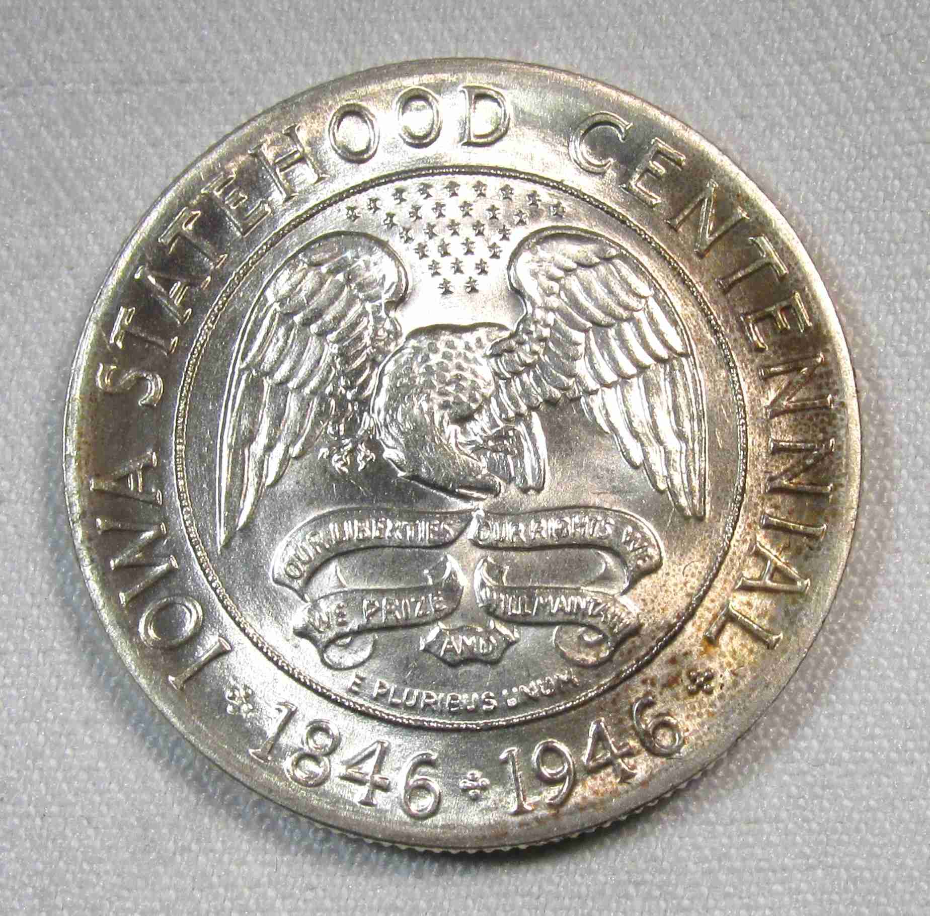 1946 Iowa Commemorative Silver Half Dollar CH UNC Coin AU157